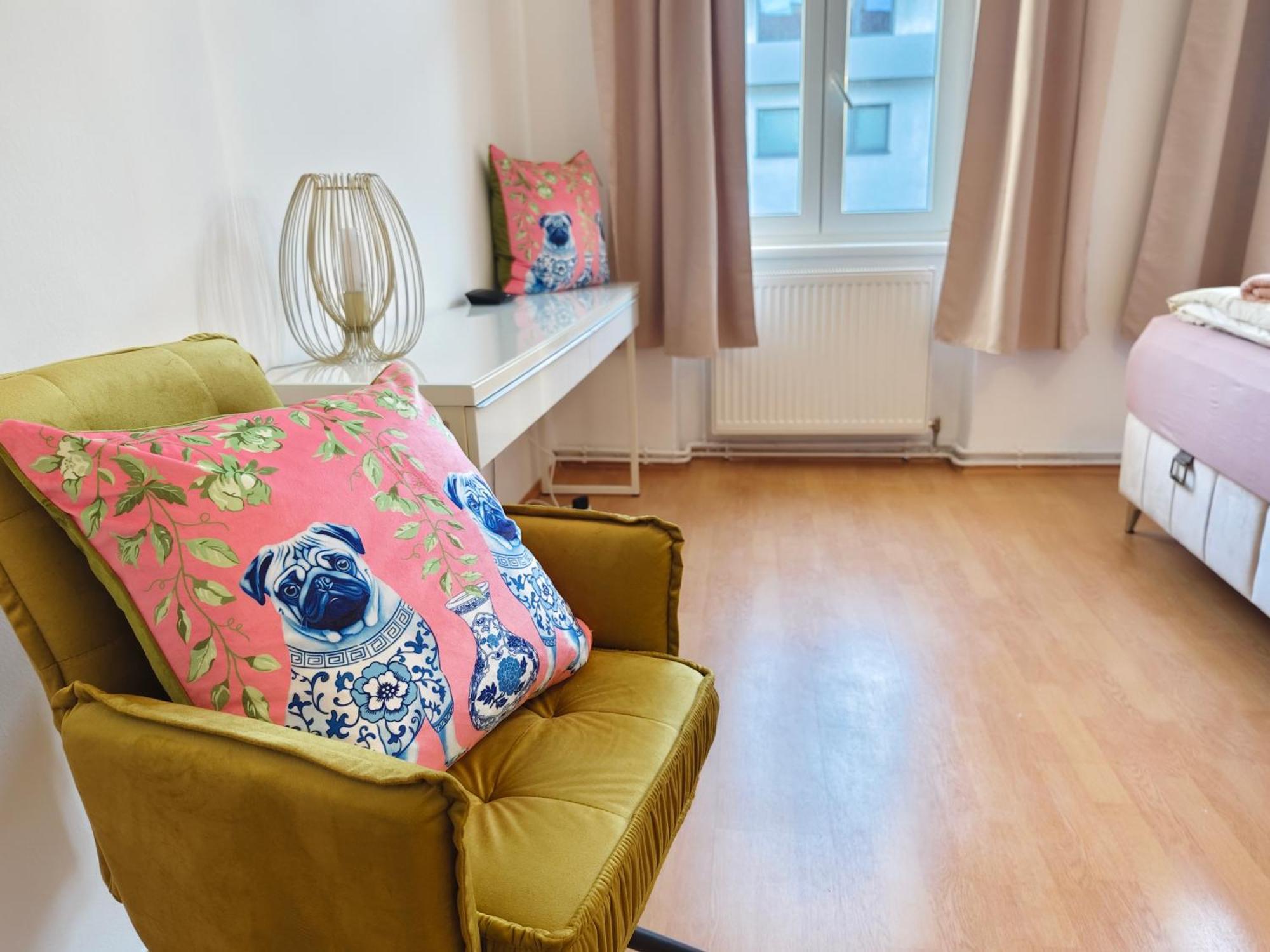 The Rose Apartment - Near Schoenbrunn Palace Wien Ngoại thất bức ảnh